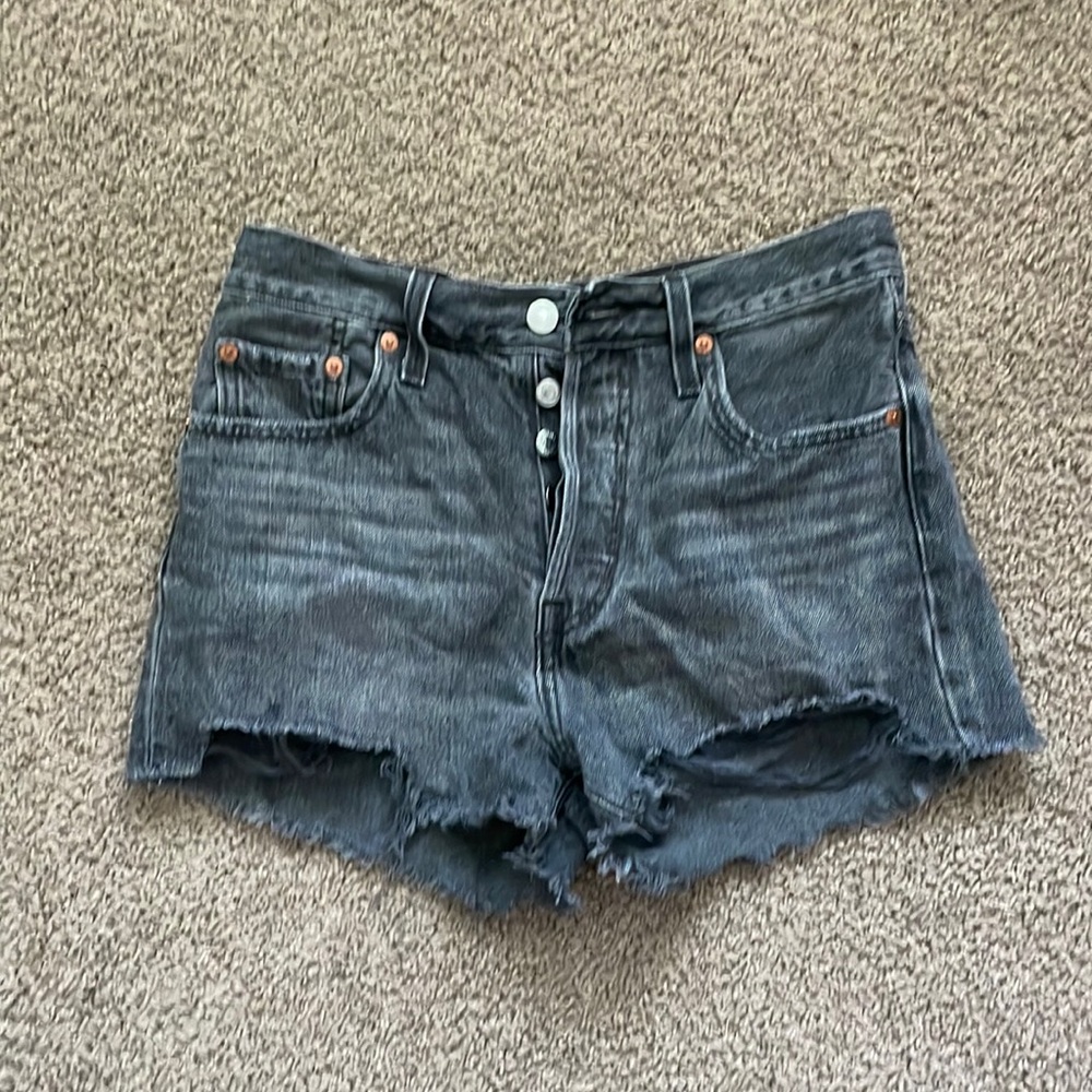 levi’s 501 denim shorts